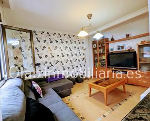 Living room of Flat for sale in Ugao- Miraballes  with Heating and Terrace