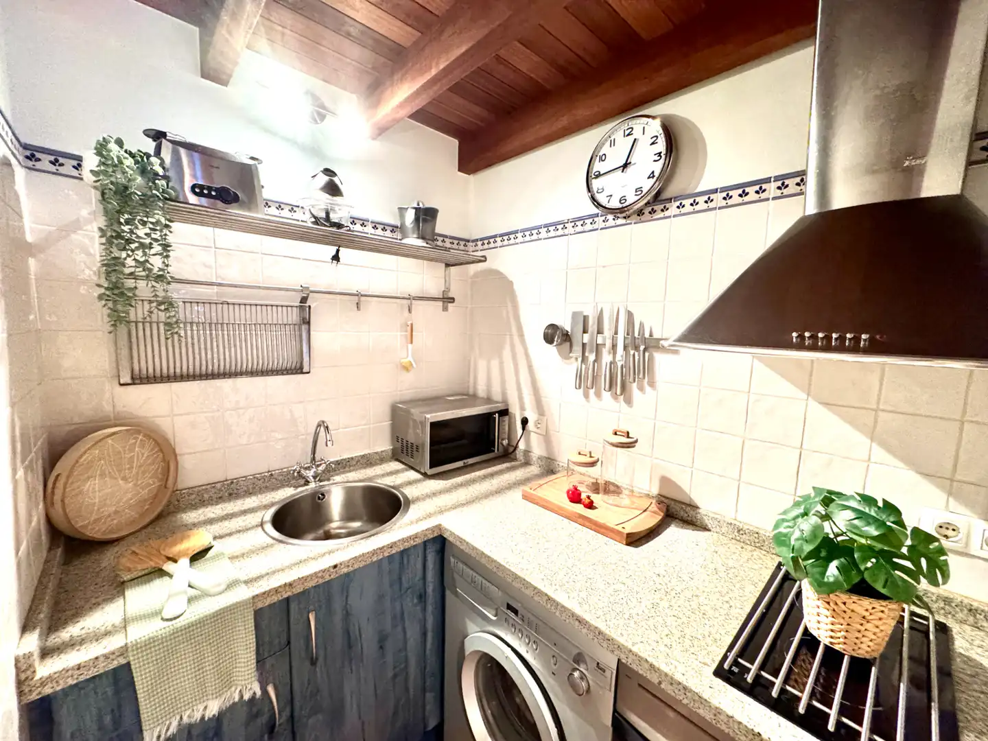 Cocina de Casa adosada en venta en Villaviciosa con Calefacción, Parquet y Amueblado
