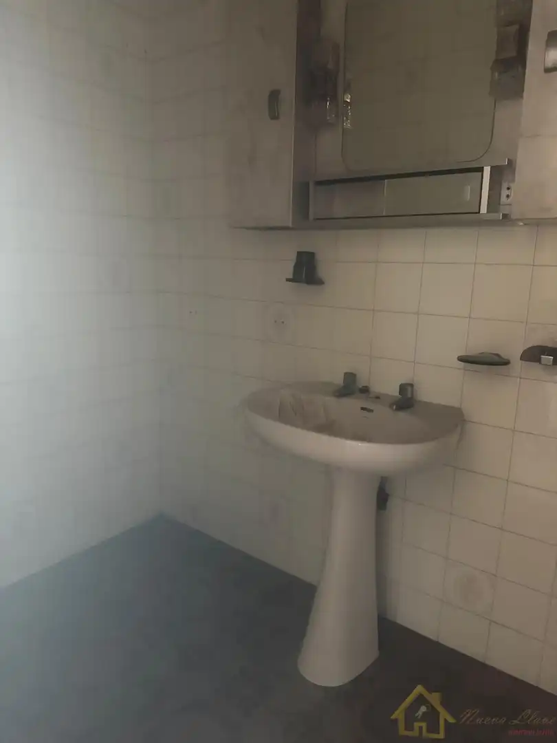 Baño de Piso en venta en Lugo con Calefacción y Terraza