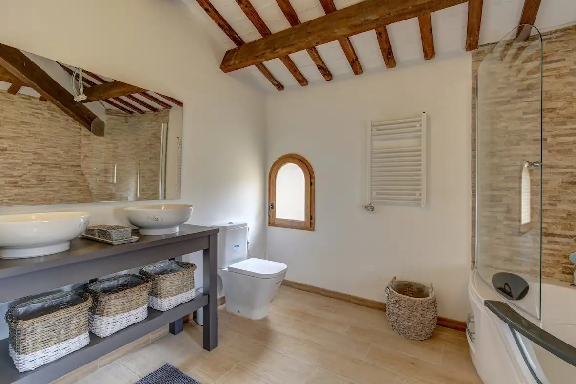 Badezimmer von Country house zum Verkauf in Llinars del Vallès mit Klimaanlage, Heizung und Abstellraum