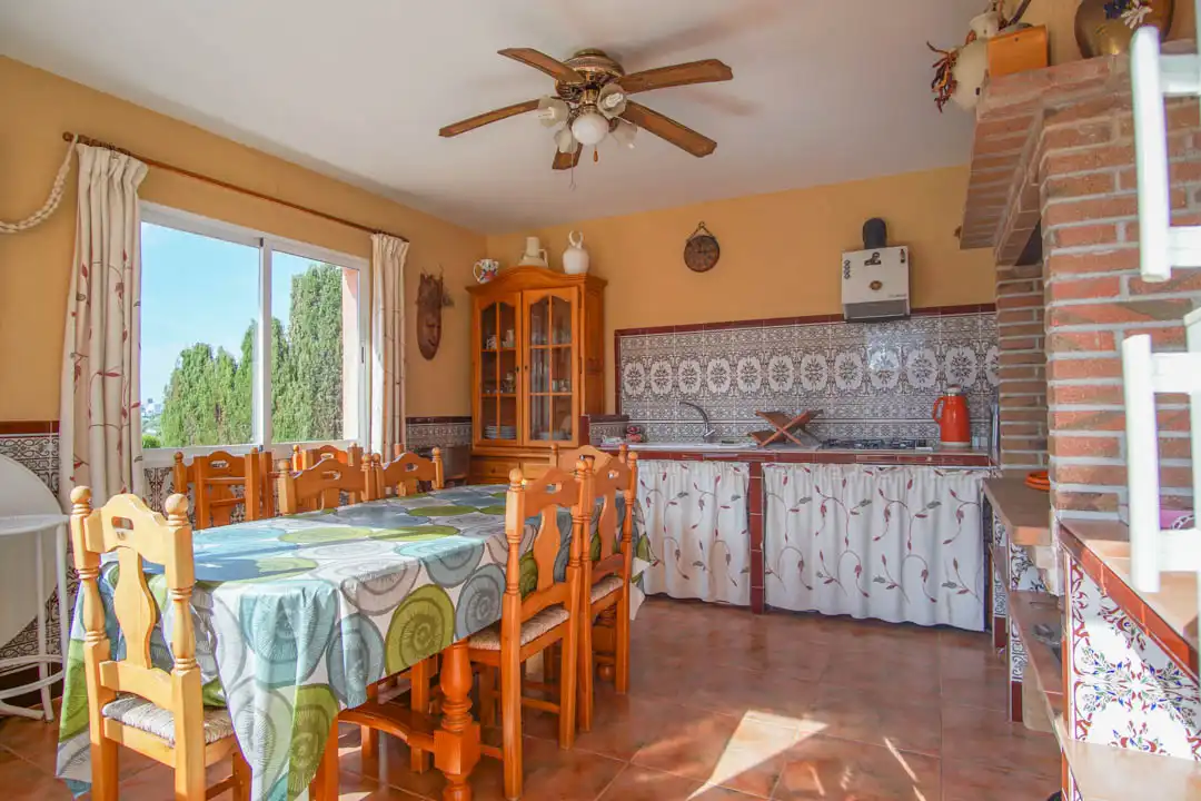 Chalet con piscina en venta en Zona Pueblo, imagen 58