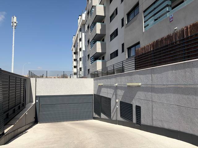 Garaje en Venta en Calle Bosnia Herzegovina en La Garena