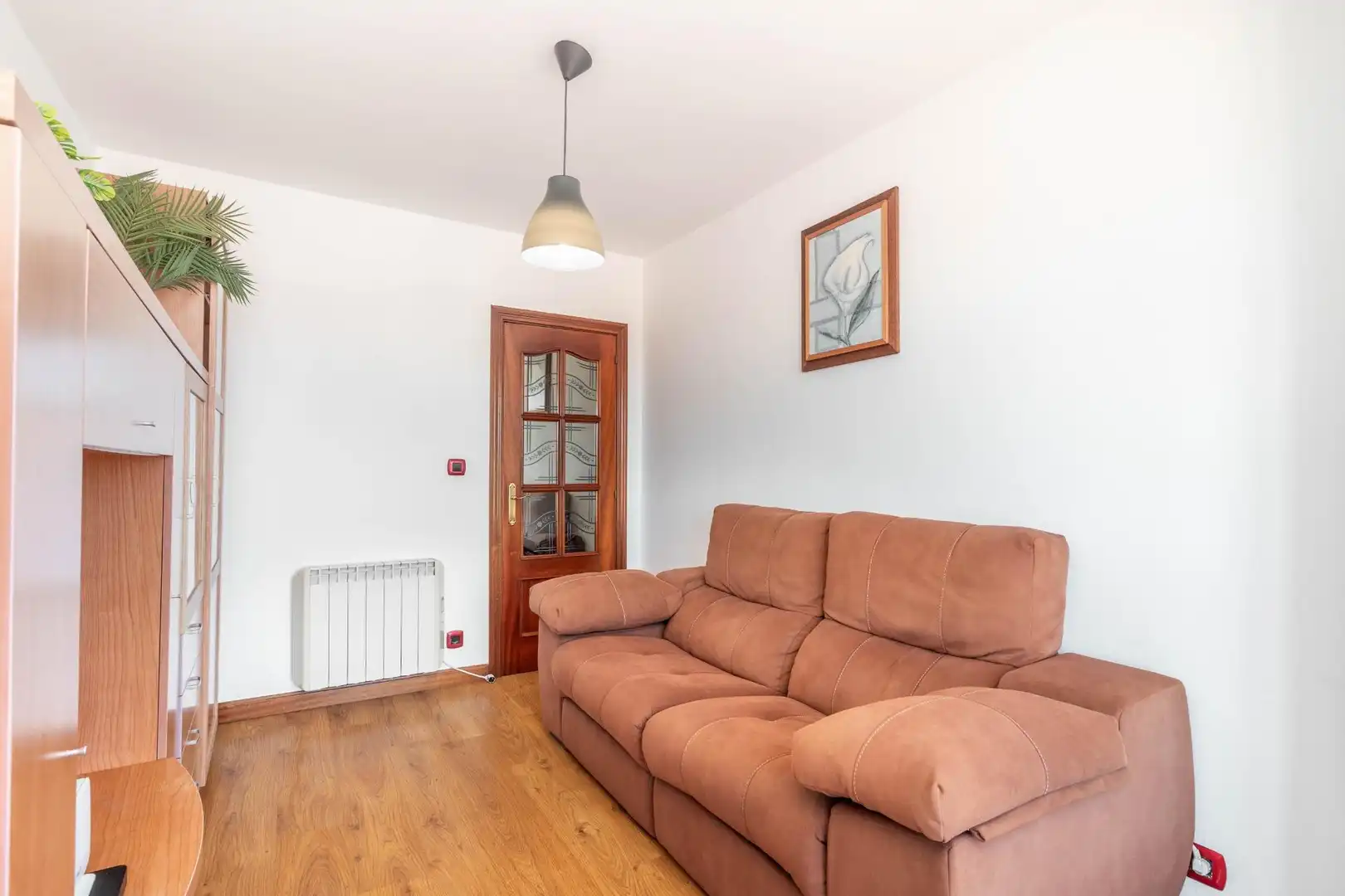 Sala d'estar de Pis en venda en Corvera de Asturias amb Calefacció, Jardí privat i Parquet