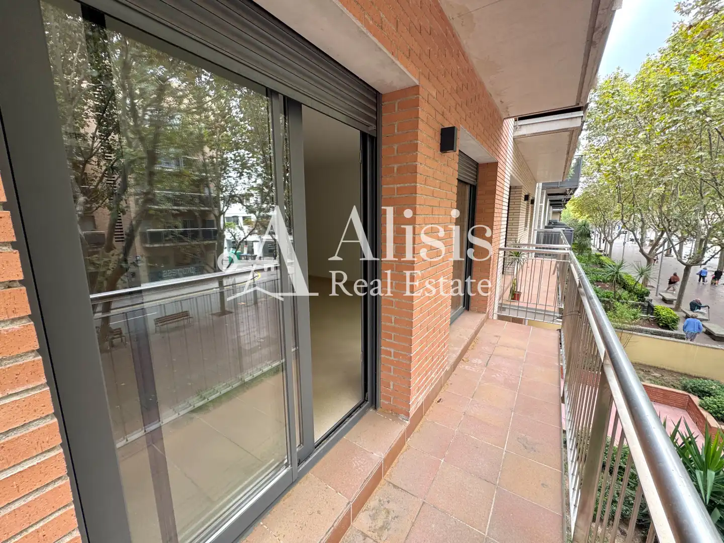 Terraza de Oficina de alquiler en Molins de Rei, Barcelona