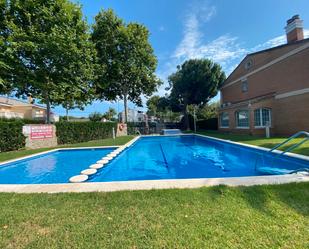 Swimming pool of Single-family semi-detached for sale in Cambrils  with Air Conditioner, Terrace and Furnished