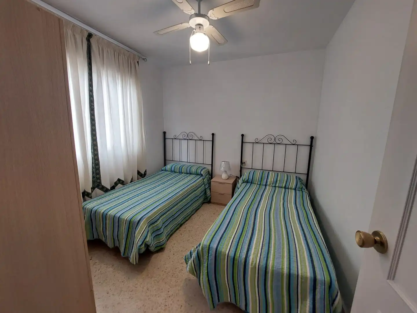 Schlafzimmer von Wohnung zum Verkauf in Fuengirola mit Klimaanlage, Möbliert und Waschmaschine