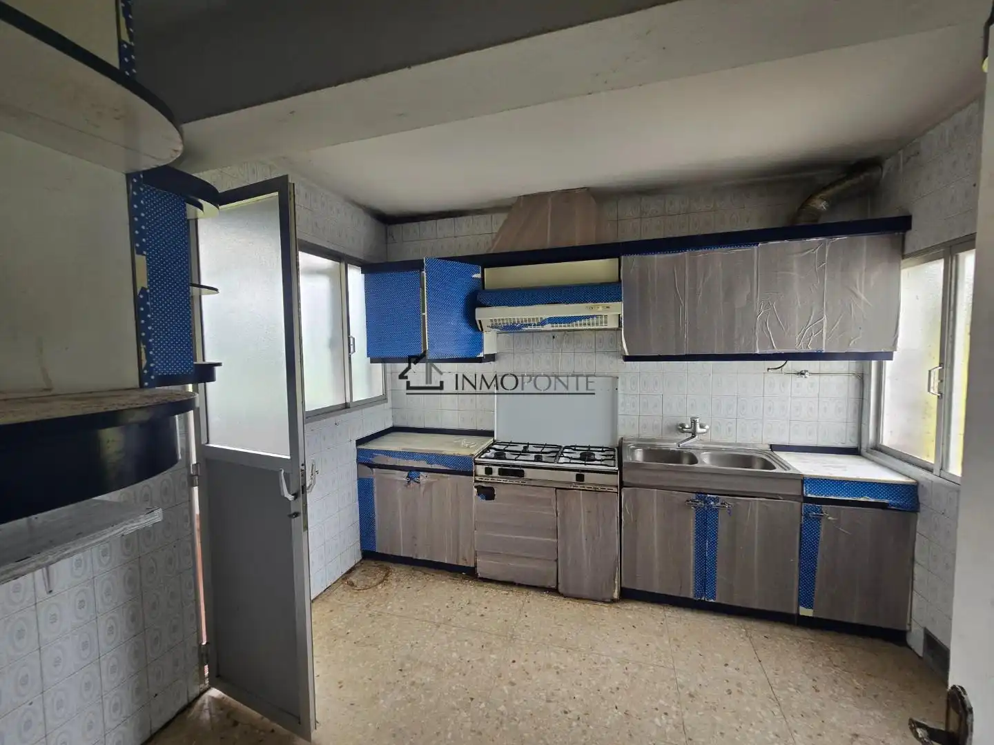 Cocina de Piso en venta en Vilagarcía de Arousa con Calefacción y Terraza