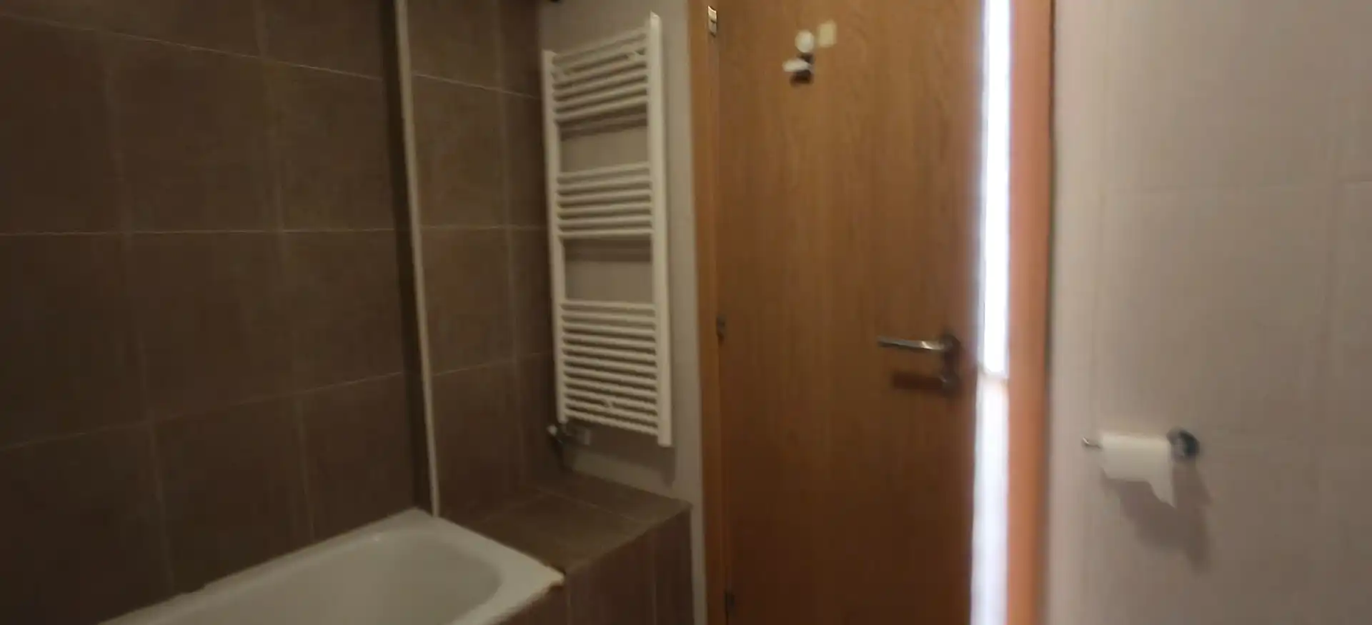 Badezimmer von Wohnung zum Verkauf in Sant Antoni de Vilamajor mit Abstellraum, Ofen und Balkon