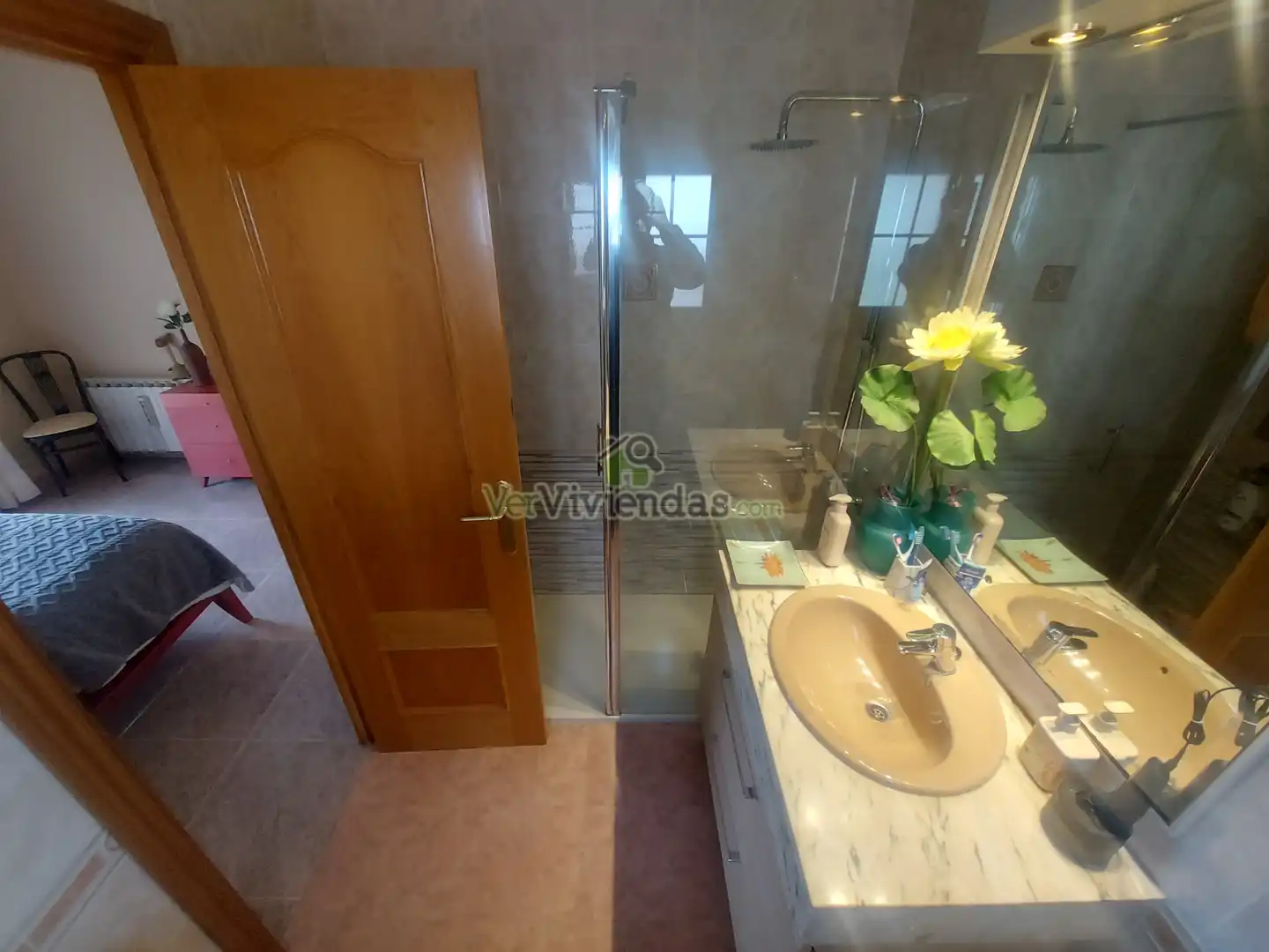 Baño de Casa o chalet en venta en Vallirana con Calefacción, Jardín privado y Terraza