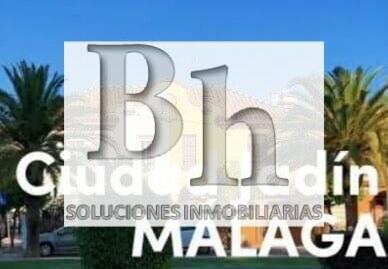 Foto 2 de Planta baixa en venda a Calle Dolores Cortes, 3, Barrio de Ciudad Jardín, Málaga