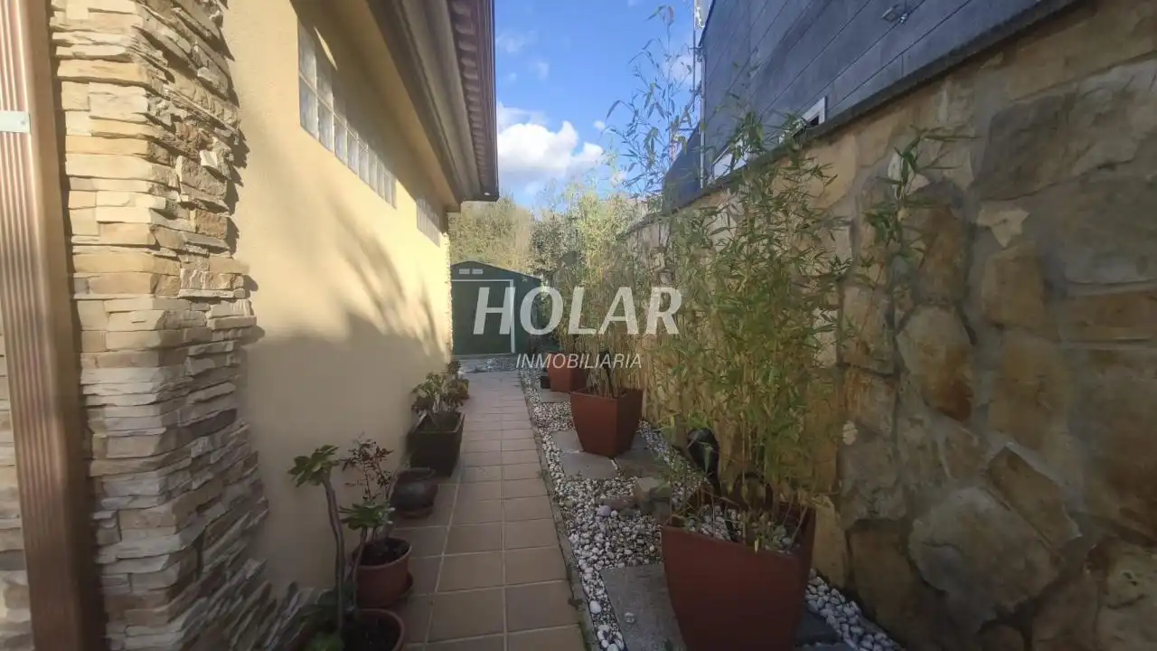 Casa o chalet en venta en Vigo  con Jardín privado, Terraza y Trastero