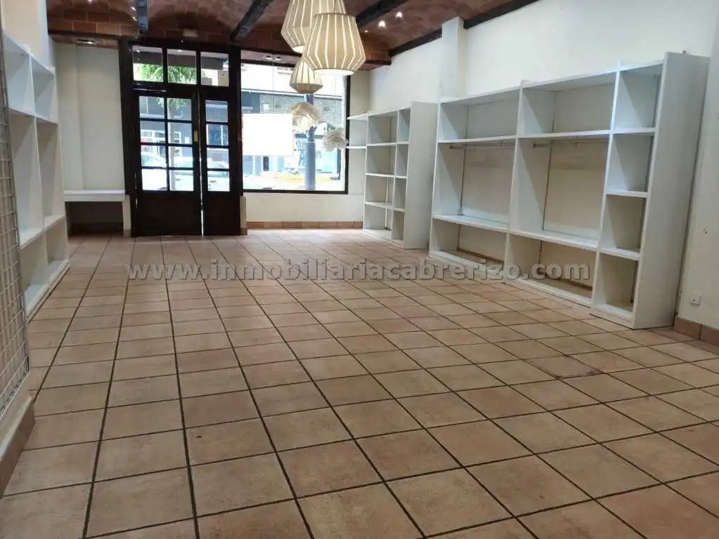 Local comercial de lloguer a Oeste, imagen 9