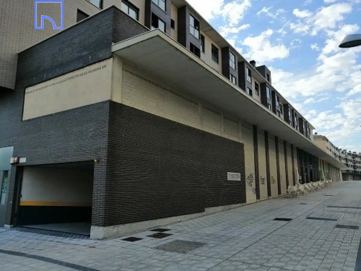 Local comercial en venda a Aranguren