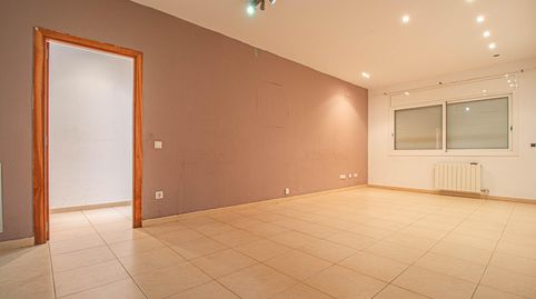 Foto 5 de Planta baja en venta en Carrer Carrer Tapoiles, Eixample - Horta Capallera, Figueres