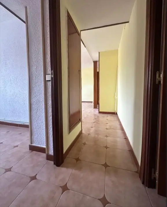 Flat for sale in Madrid  with Air Conditioner, Heating and Oven