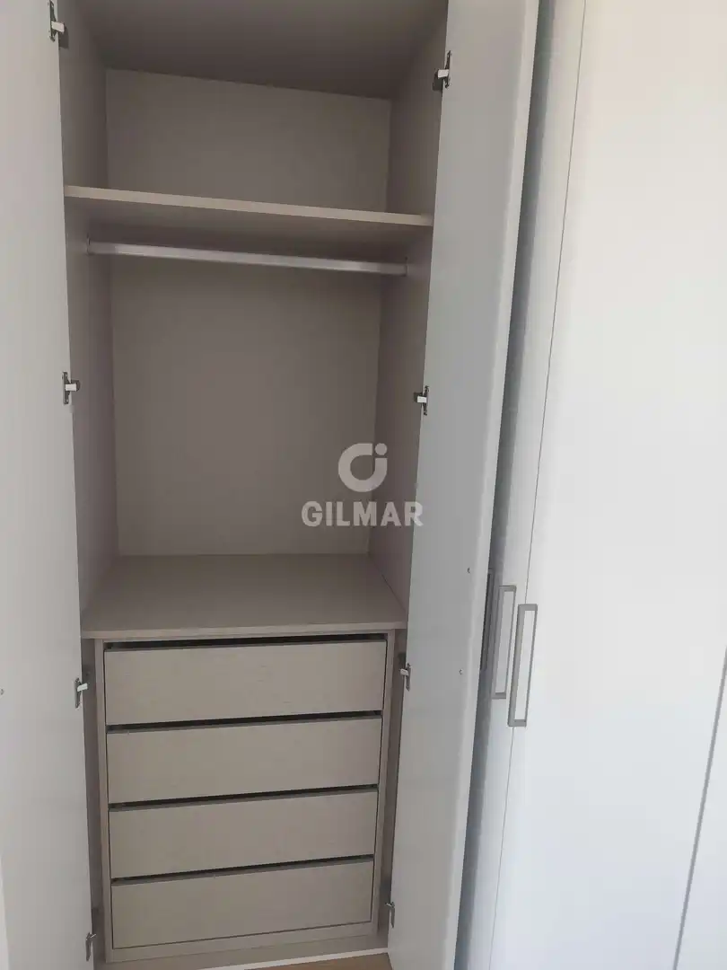 Habitación de Piso de alquiler en Tomares con Calefacción, Jardín privado y Trastero