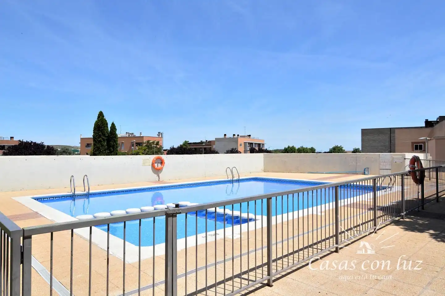 Piscina de Dúplex en venda en Cadrete amb Aire condicionat, Calefacció i Terrassa
