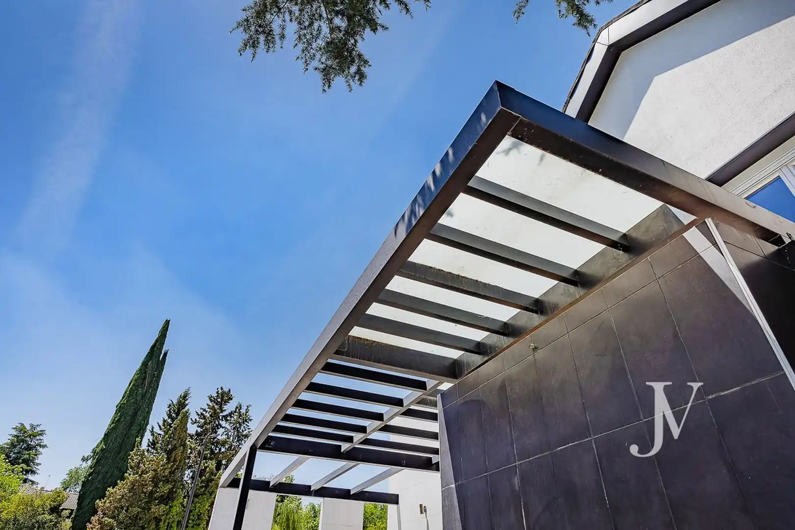 Vista exterior de Casa o chalet en venta en La Moraleja con Aire acondicionado, Calefacción y Jardín privado