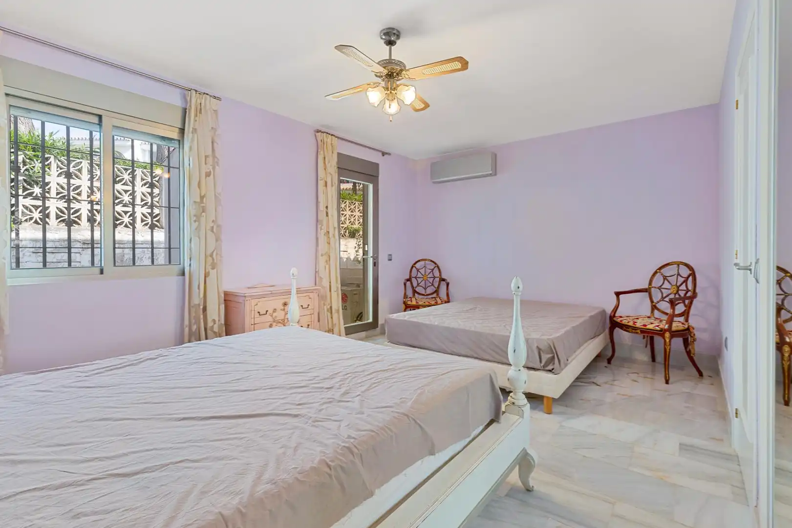 Dormitori de Casa adosada en venda en Mijas amb Aire condicionat, Calefacció i Terrassa
