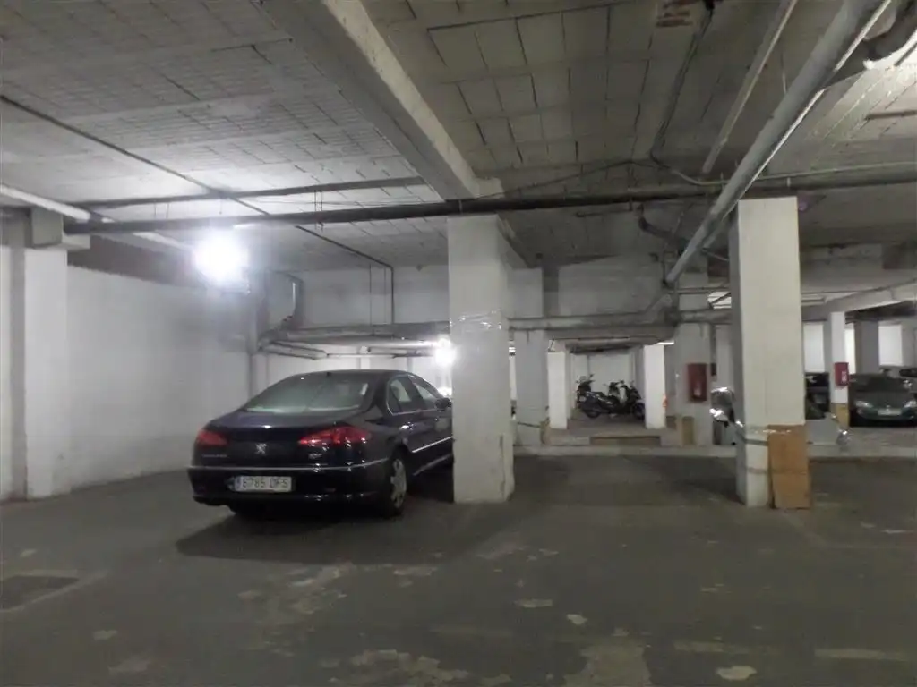 Parkplatz von Maisonette zum Verkauf in Fuengirola mit Klimaanlage, Terrasse und Gemeinschaftspool