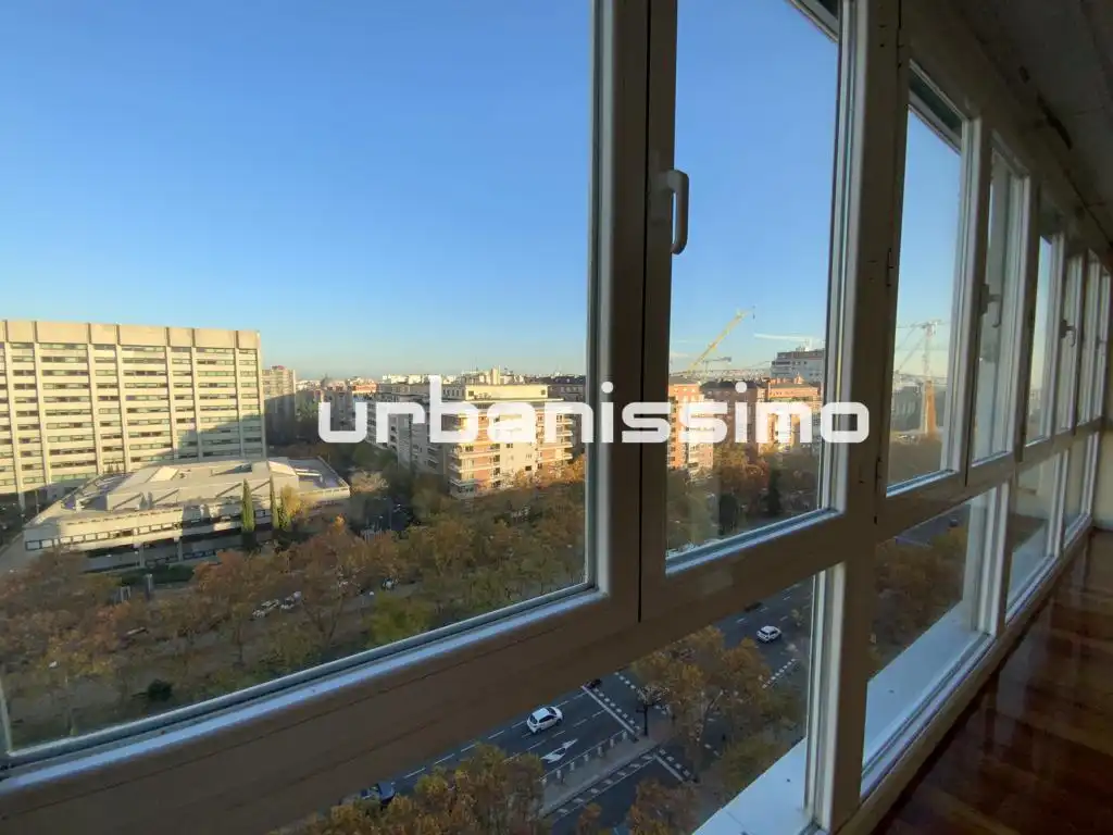 Außenansicht von Wohnung zur Miete in Madrid mit Klimaanlage und Heizung