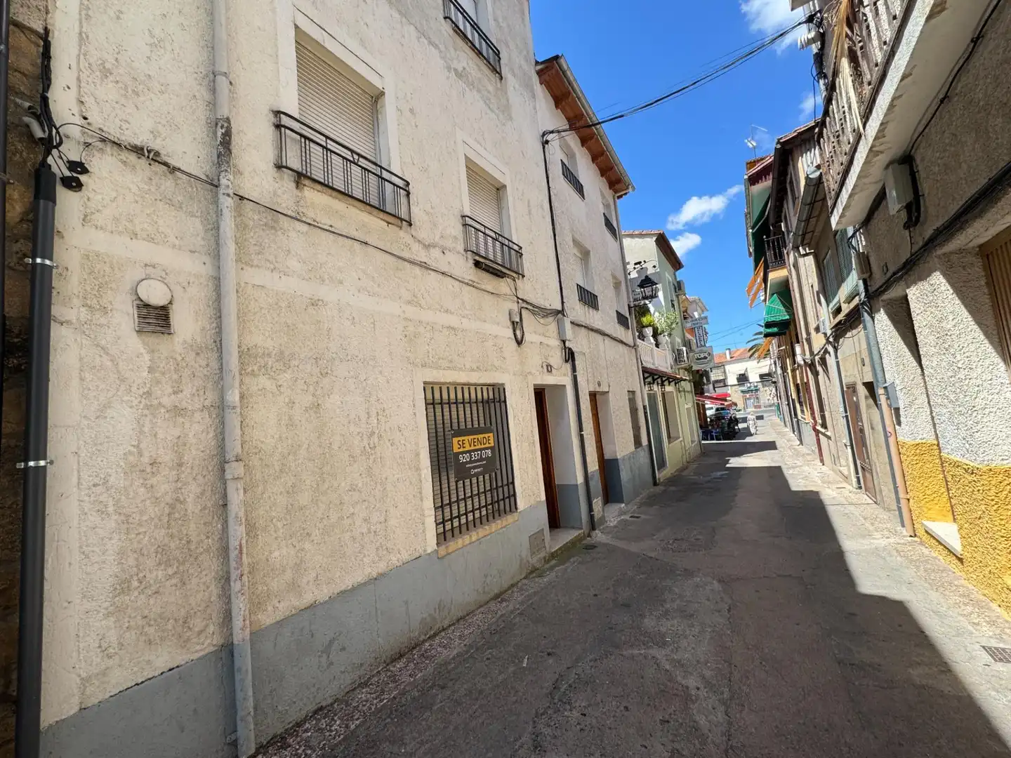 Vista exterior de Casa o chalet en venta en Candeleda con Aire acondicionado, Calefacción y Terraza