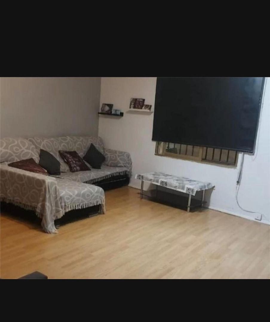 Living room of Flat for sale in Vilamarxant  with Washing machine and Microwave