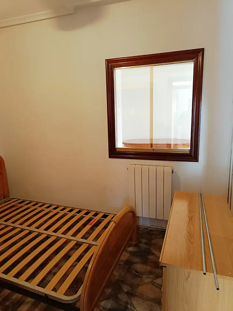 Dormitori de Casa o xalet en venda en Barruelo de Santullán amb Calefacció, Parquet i Terrassa