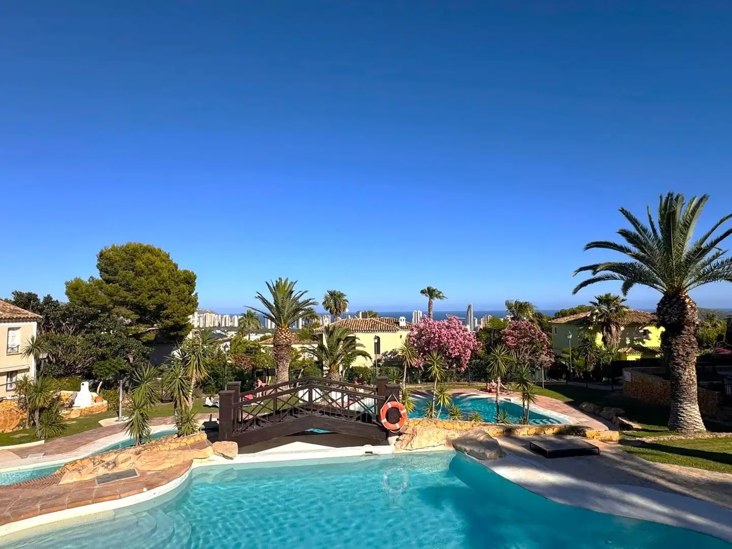 Piscina de Casa adosada en venda en Finestrat amb Jardí privat, Terrassa i Moblat