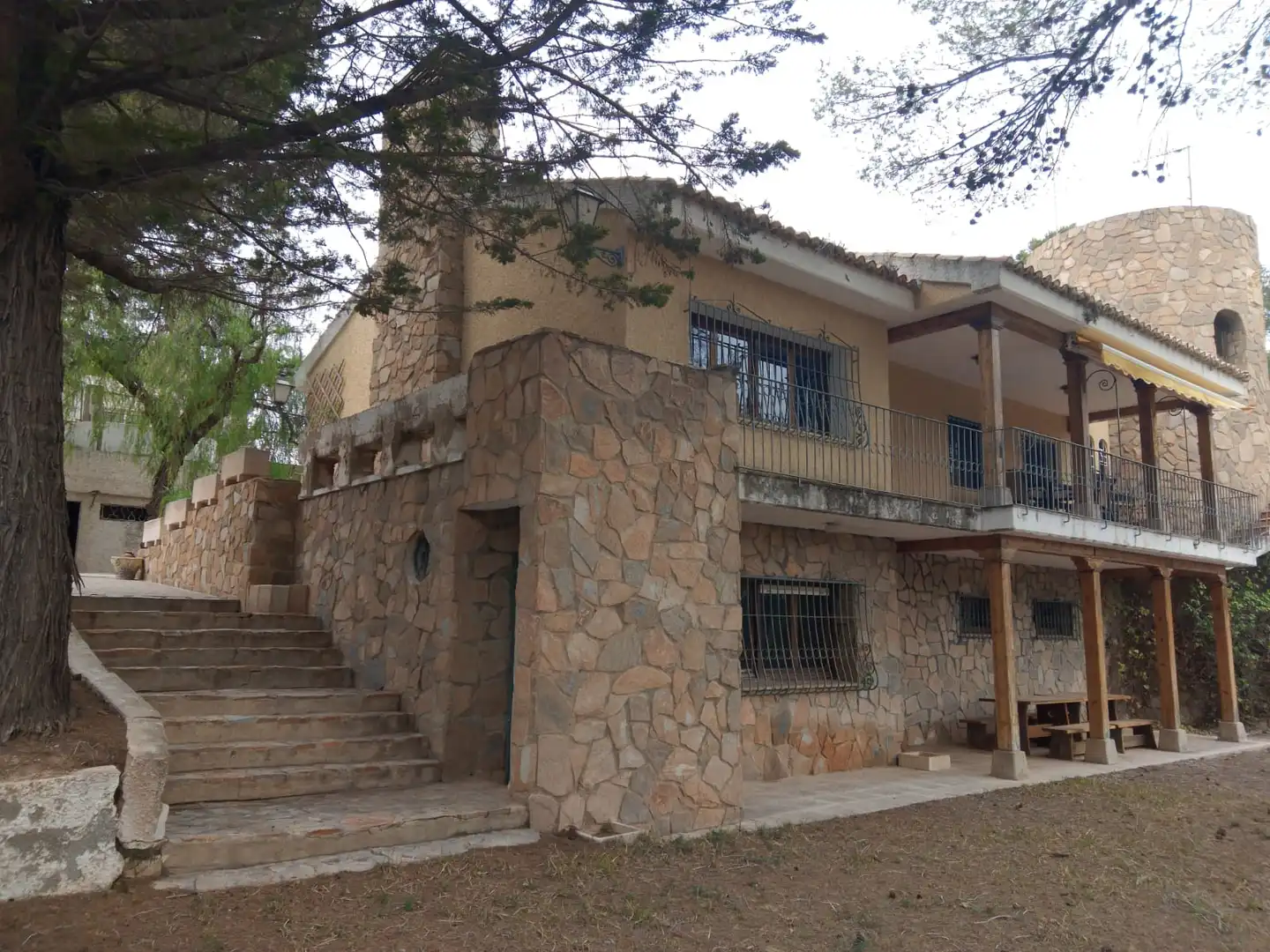 Vista exterior de Casa o xalet en venda en Tibi amb Calefacció, Jardí privat i Terrassa