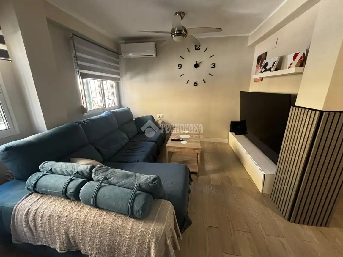 Sala de estar de Piso en venta en Málaga con Aire acondicionado y Parquet