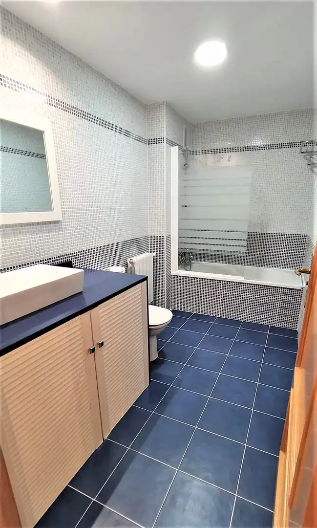 Appartement avec piscine à louer à MADAMME CURIE, imagen 4