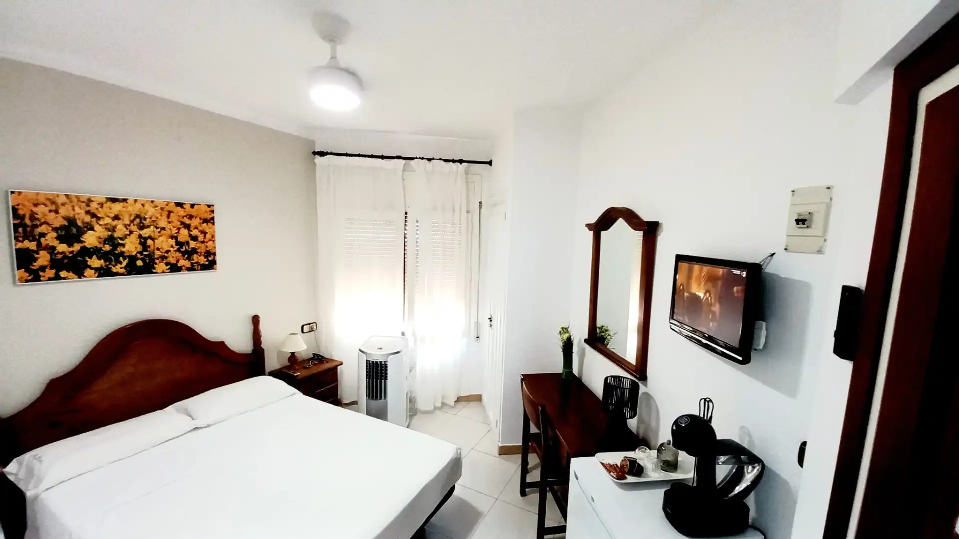 Habitación de Estudio de alquiler en Llançà con Calefacción, Terraza y Amueblado
