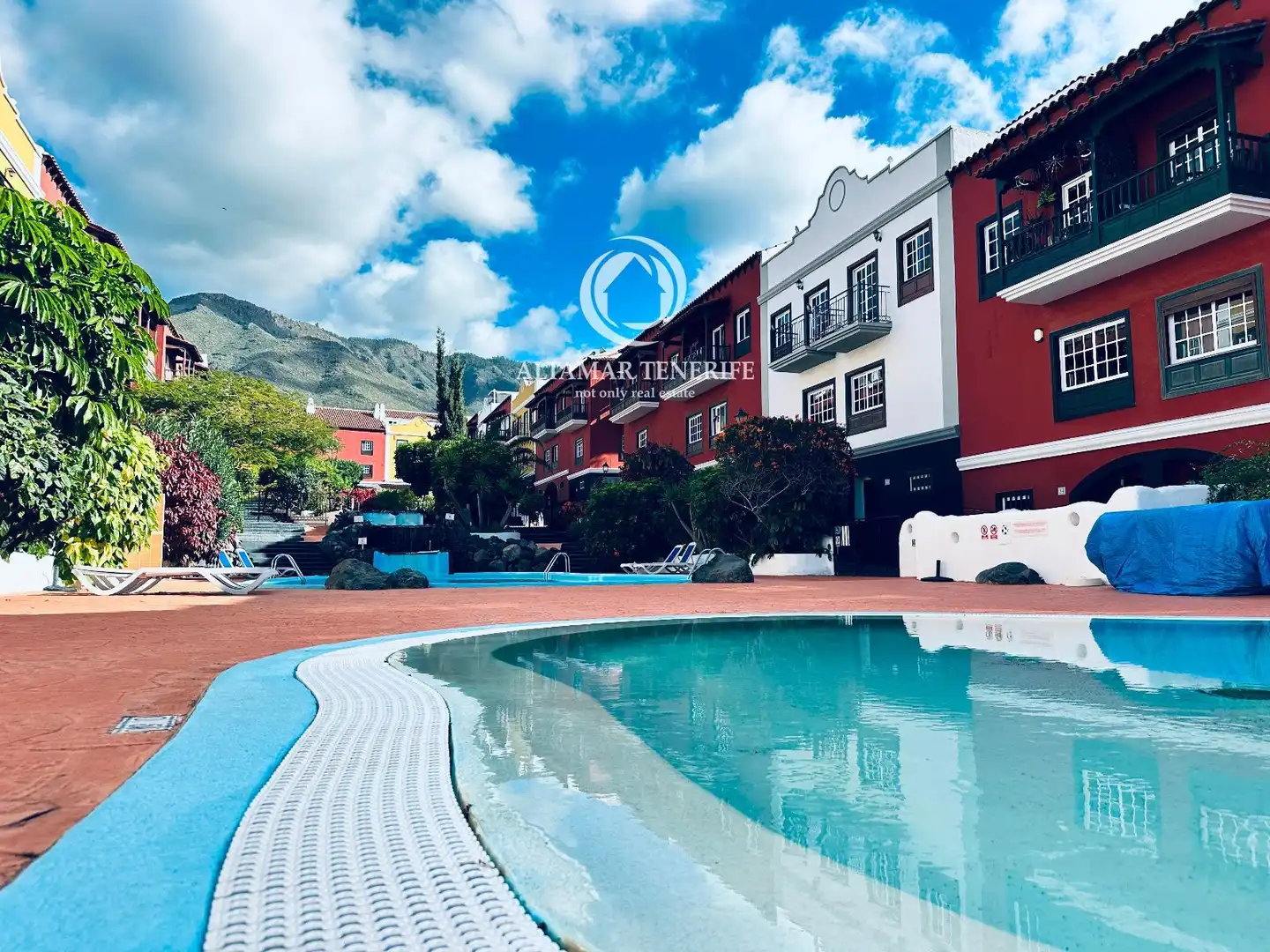 Exterior view of Detached homes for sale in Adeje  with Air Conditioner, Private garden and Terrace