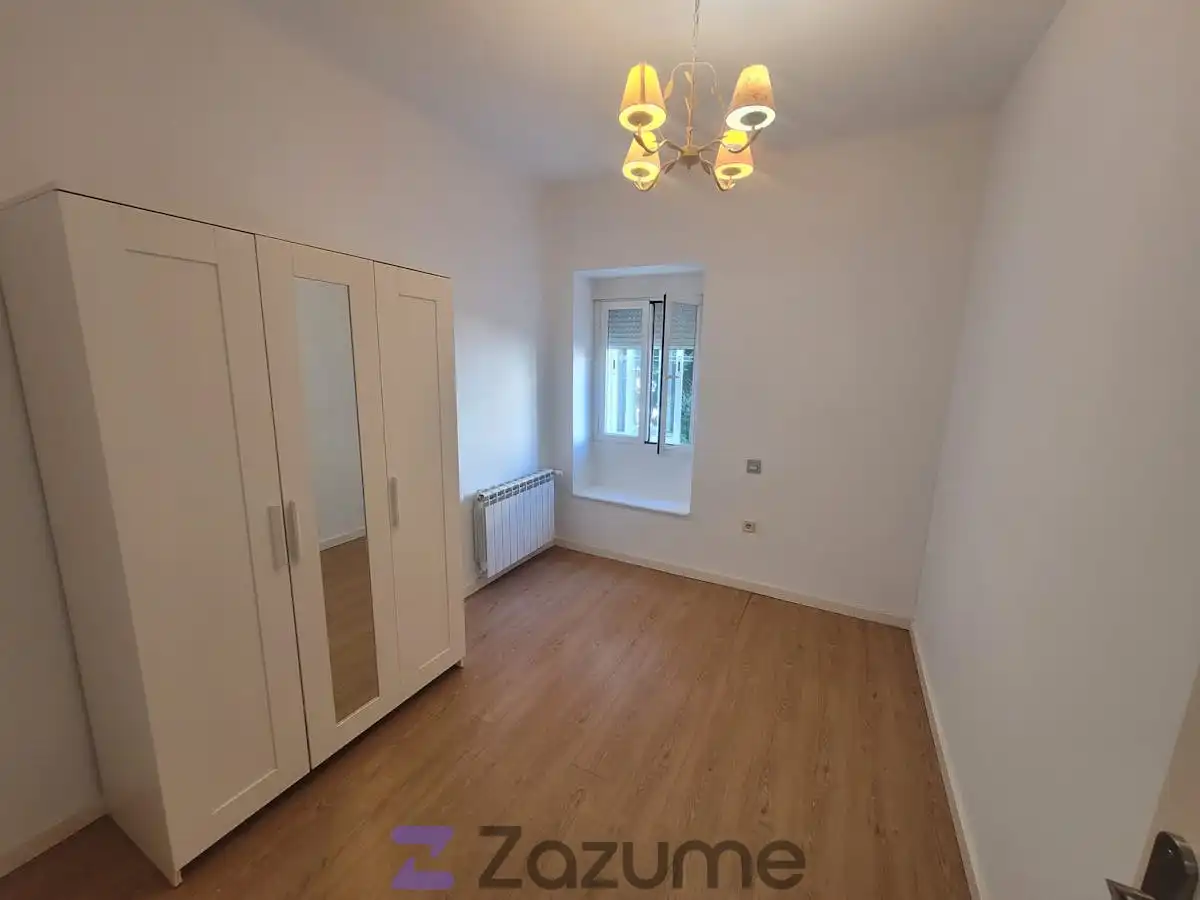 Schlafzimmer von Wohnung zur Miete in Segovia mit Heizung, Parkett und Möbliert