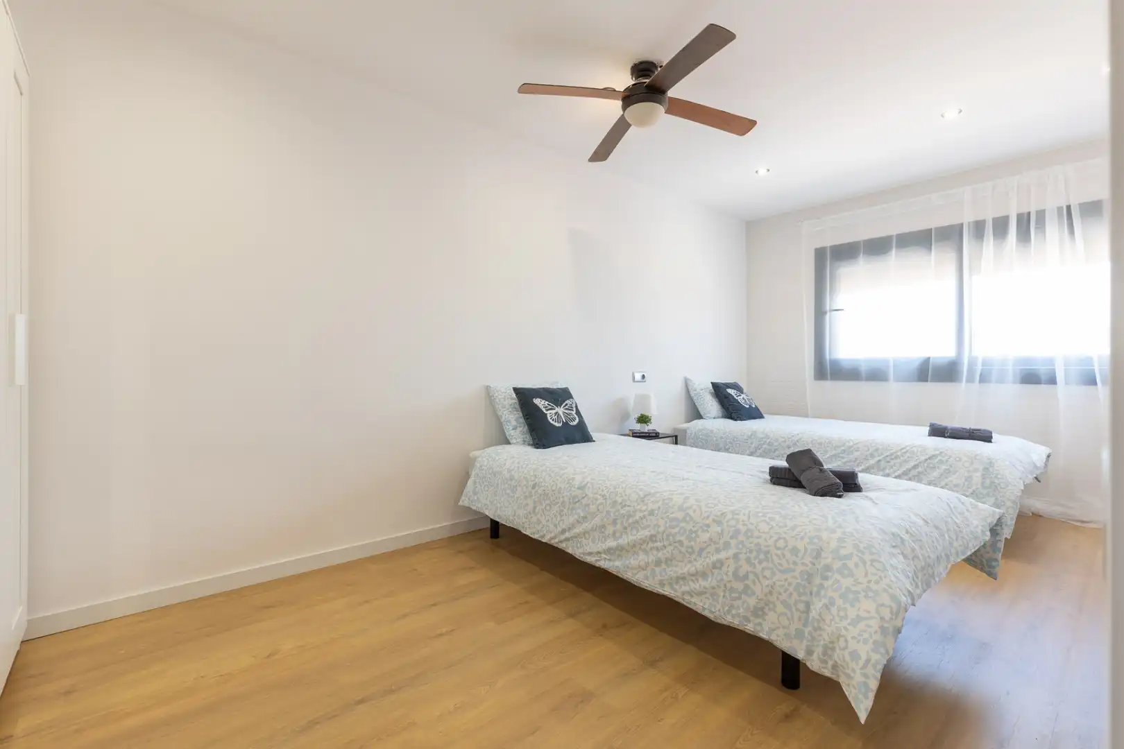Bedroom of Flat for rent in Terrassa  with Air Conditioner, Heating and Parquet flooring