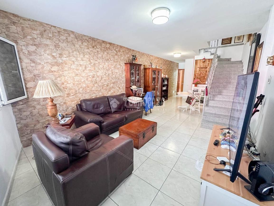 Living room of Single-family semi-detached for sale in Agüimes  with Terrace