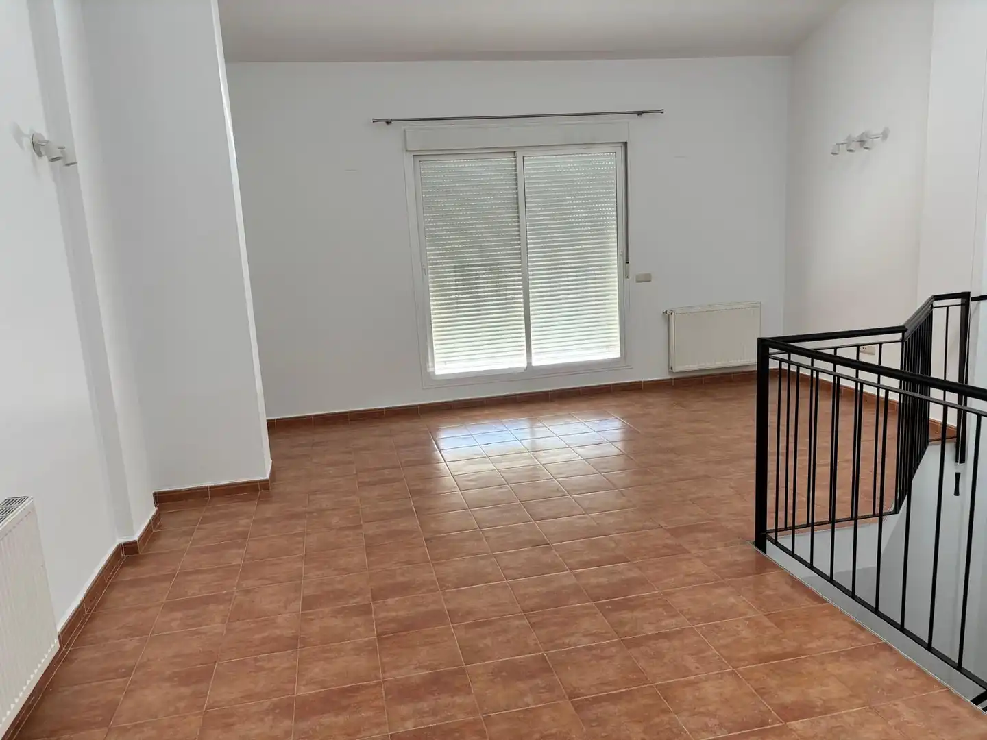 Sala d'estar de Casa o xalet en venda en Cáceres amb Aire condicionat, Calefacció i Jardí privat