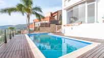 Swimming pool of House or chalet for sale in Sitges  with Air Conditioner, Heating and Private garden