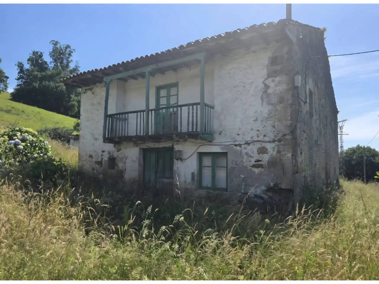 Vista exterior de Casa o chalet en venta en Entrambasaguas con Jardín privado