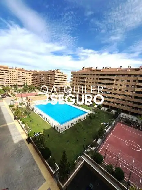 Wohnung zur Miete in CLAUDIO COELLO, El Quiñón