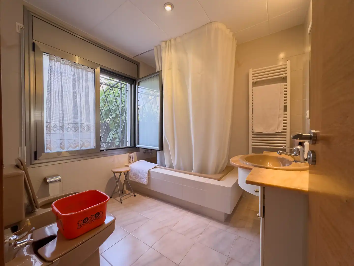 Baño de Casa o chalet en venta en Pineda de Mar con Aire acondicionado, Calefacción y Trastero