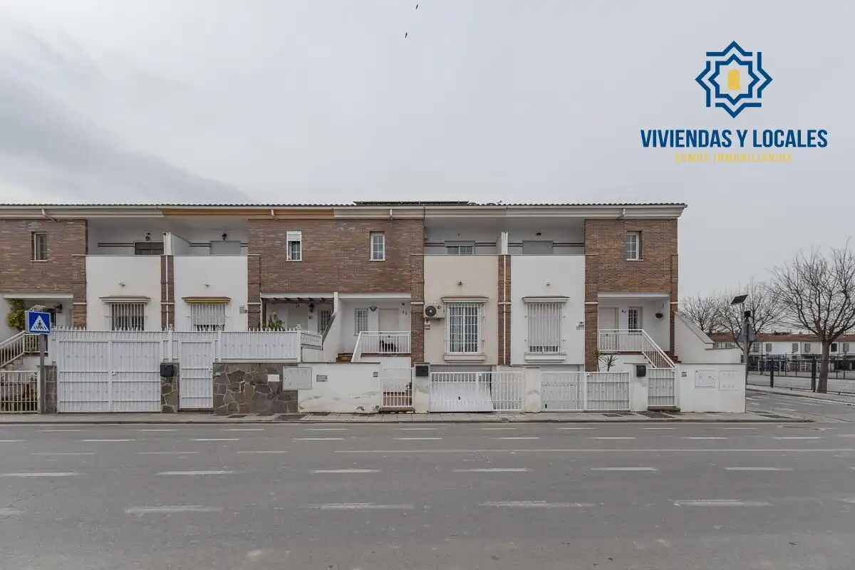 Adossat amb terrassa en venda a Belicena, imagen 31