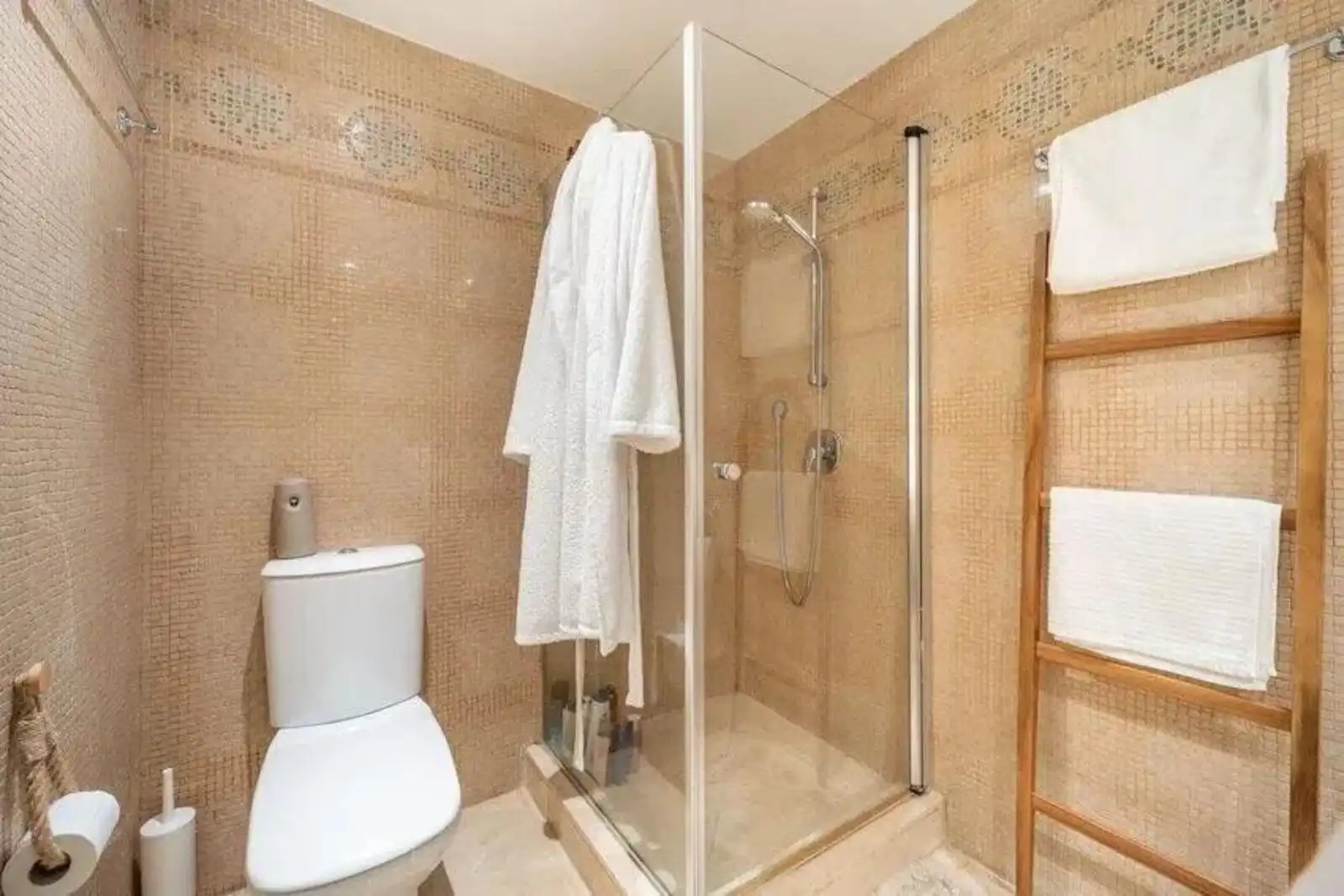 Piso con piscina en alquiler en La Quinta, imagen 31