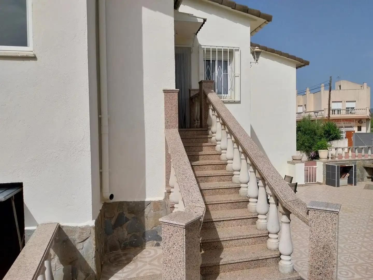 Casa adosada en venda en El Vendrell amb Terrassa i Piscina