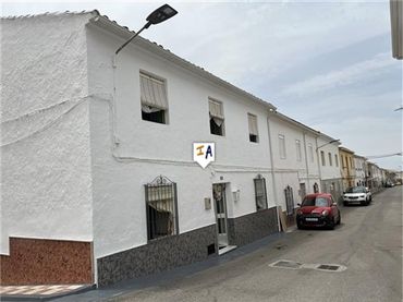 Adossat en venda a Castillo de Locubín