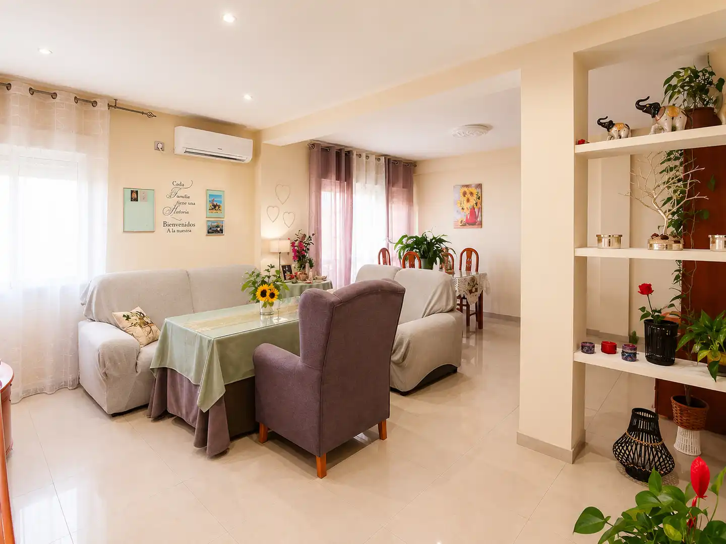 Living room of Flat for rent in Córdoba  with Air Conditioner, Heating and Terrace