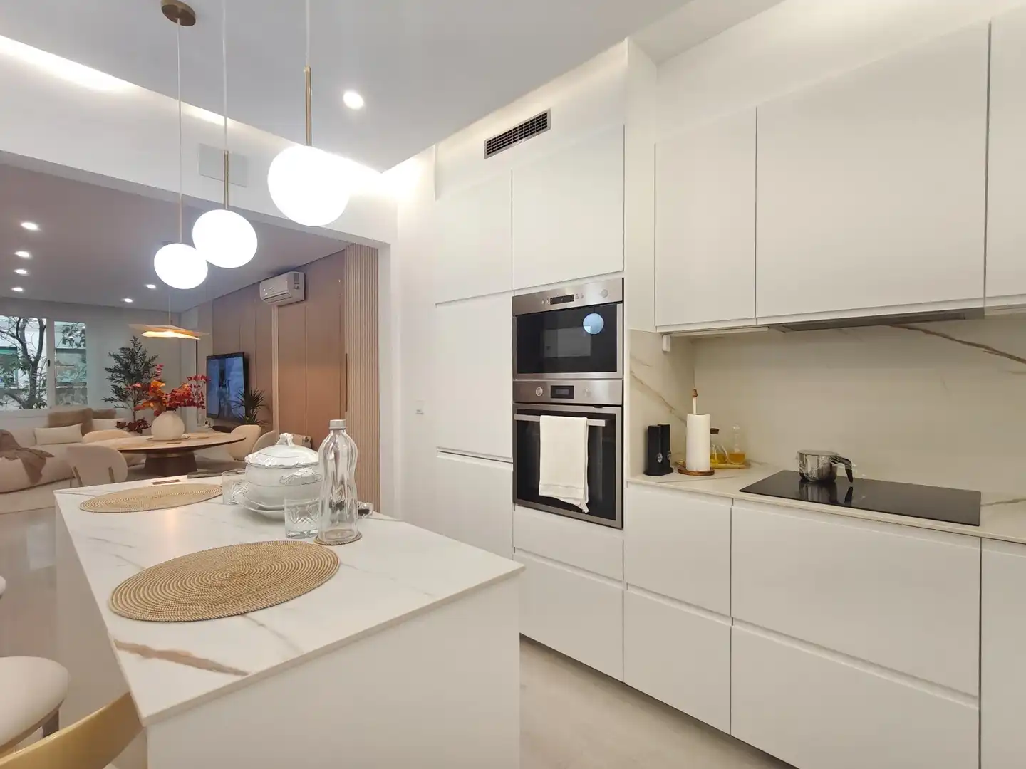 Kitchen of Apartments for sale in Barcelona  with Air Conditioner, Heating and Storage room