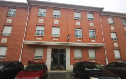 Exterior view of Flat for sale in Cigales  with Heating and Storage room