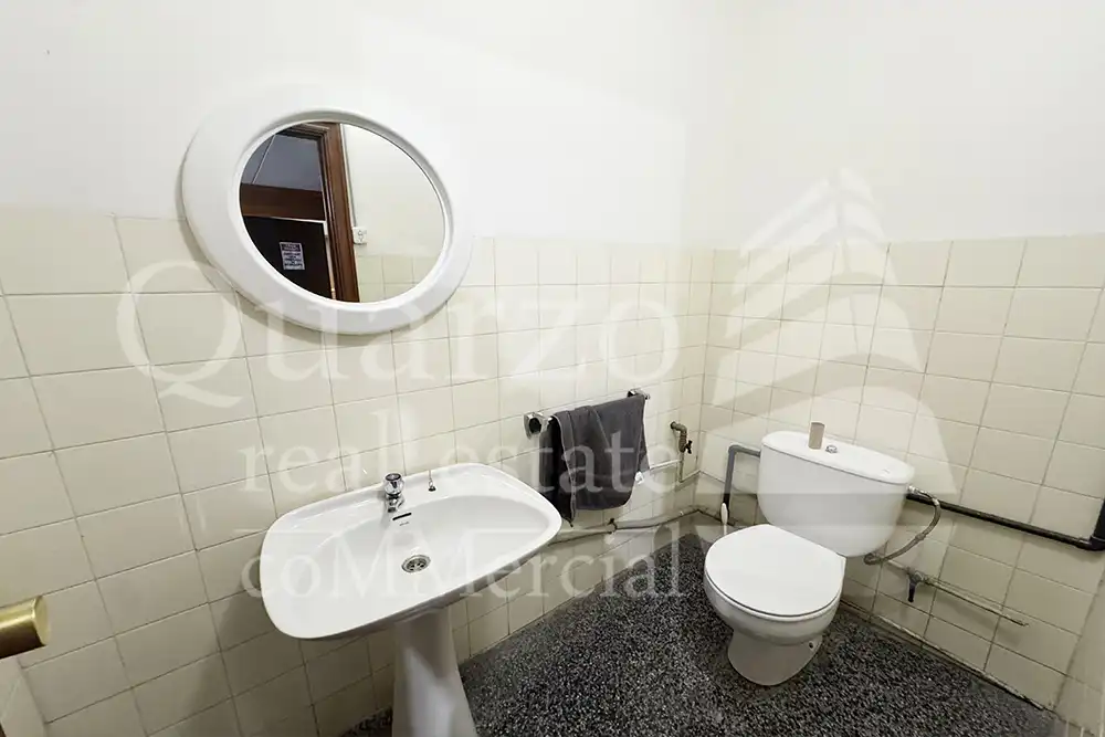 Bathroom of Commercial properties for sale in Villena  with Heating and Furnished